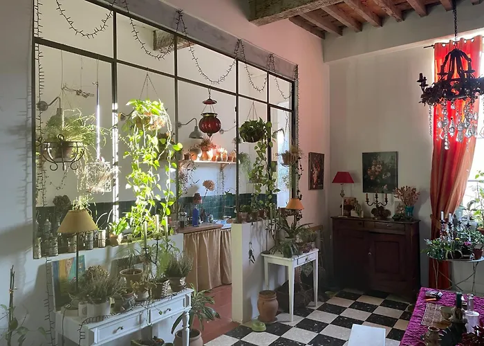 Bed & Breakfast Le Chapitre 3*